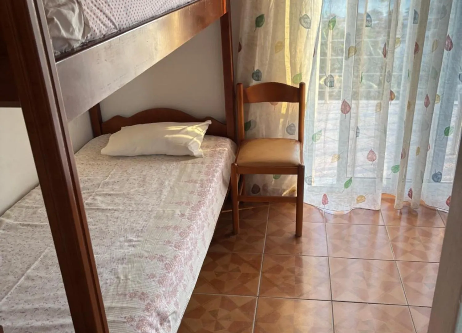 White Marine Hotel Qeparo