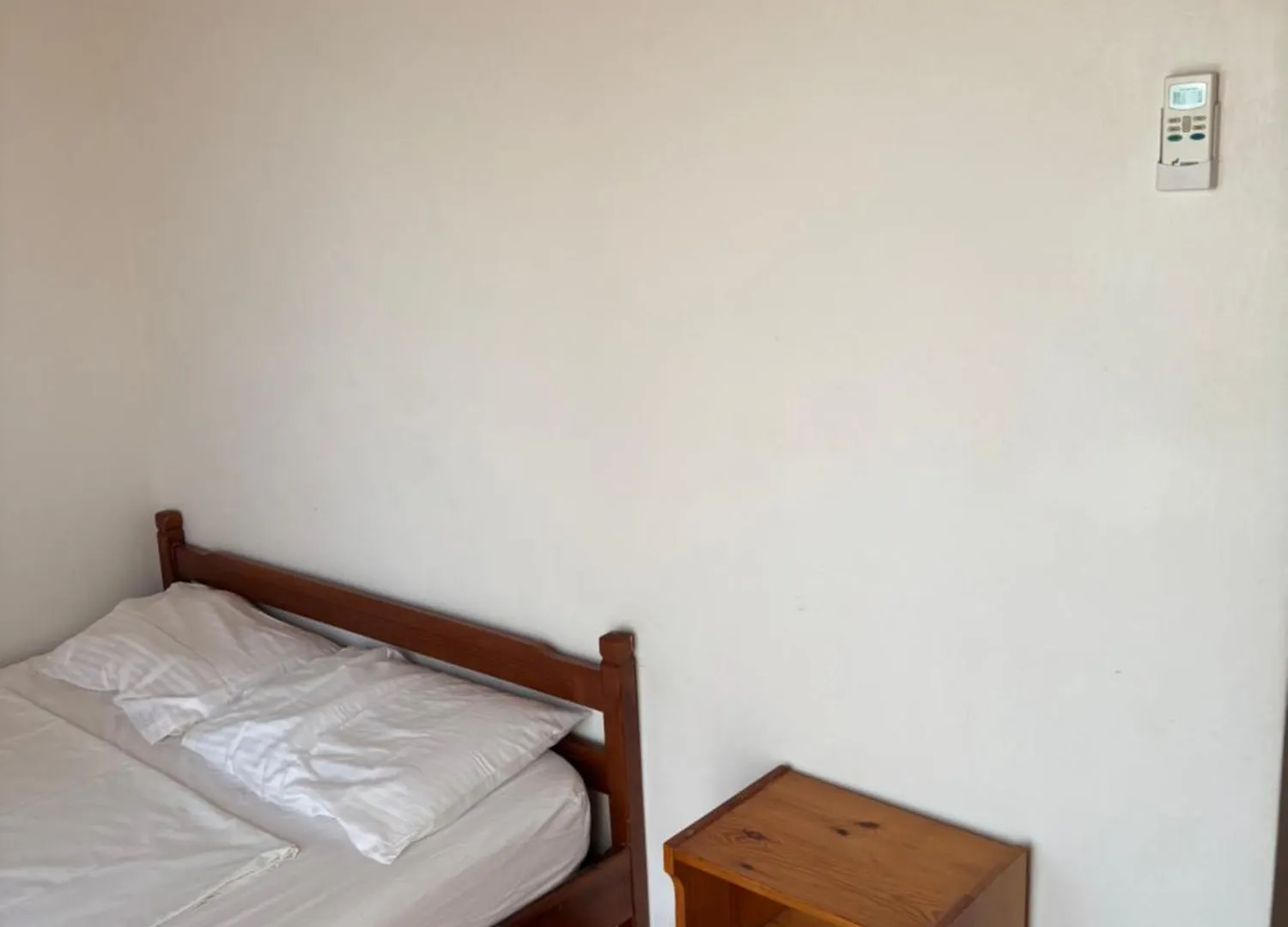 White Marine Hotel Qeparo