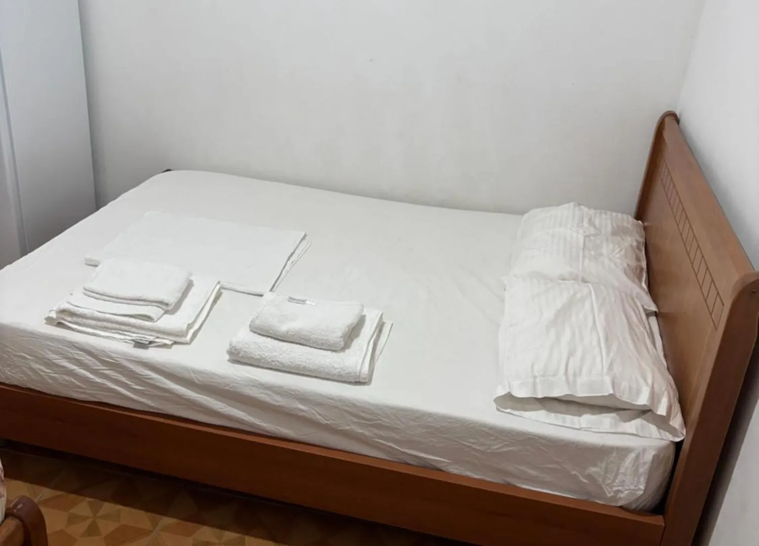 White Marine Hotel Qeparo Albânia